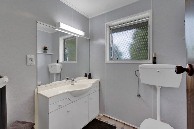 Photo of property in 39 Oberon Street, Stratford, 4332