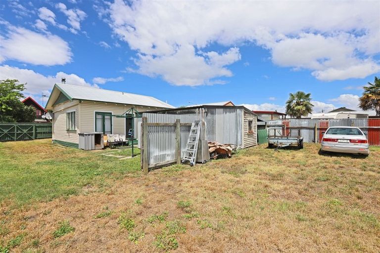 Photo of property in 606 Miller Street, Hastings, 4122