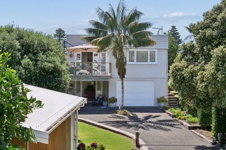Photo of property in 61 Oceanview Road, Mount Maunganui, 3116
