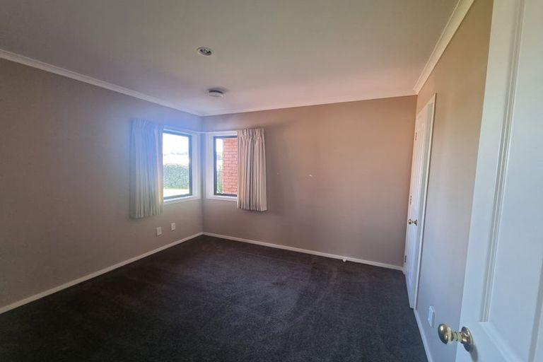 Photo of property in 5 Duggan Drive, Owhata, Rotorua, 3010