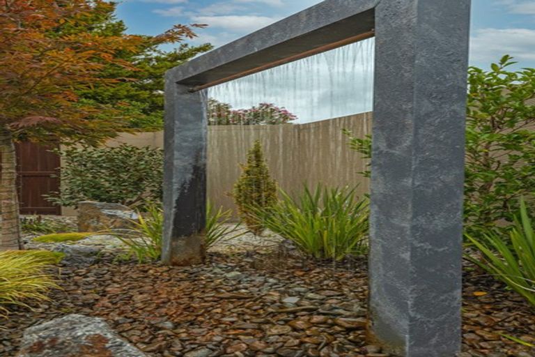 Photo of property in 17 Jensen Street, Hokowhitu, Palmerston North, 4410