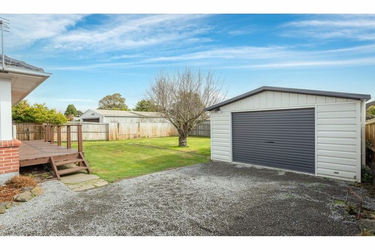 Photo of property in 13 Pembroke Street, Avondale, Christchurch, 8061