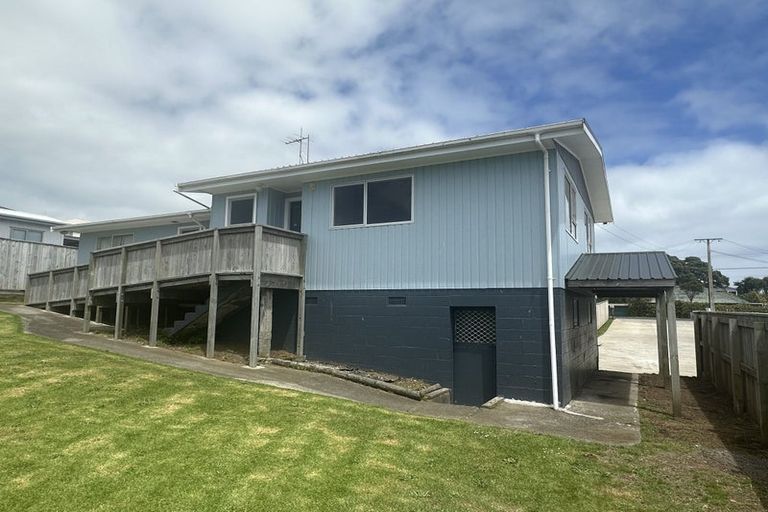 Photo of property in 12a Paritutu Road, Spotswood, New Plymouth, 4310