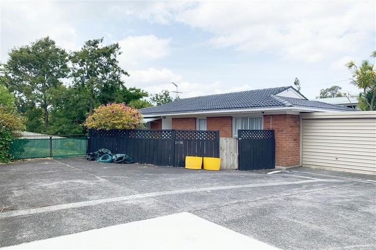 Photo of property in 2/14 Claridge Street, Glen Eden, Auckland, 0602