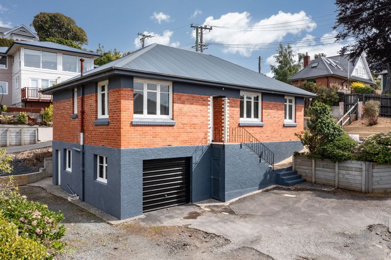 Photo of property in 10 Melrose Street, Roslyn, Dunedin, 9010