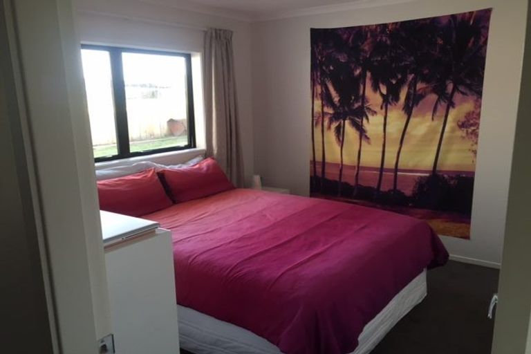 Photo of property in 23 Ponga Place, Papamoa Beach, Papamoa, 3118