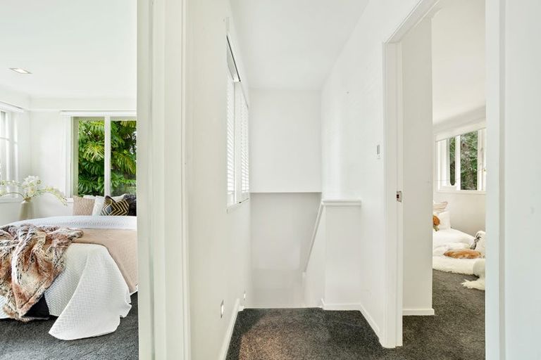 Photo of property in 1 Huia Road, Titirangi, Auckland, 0604