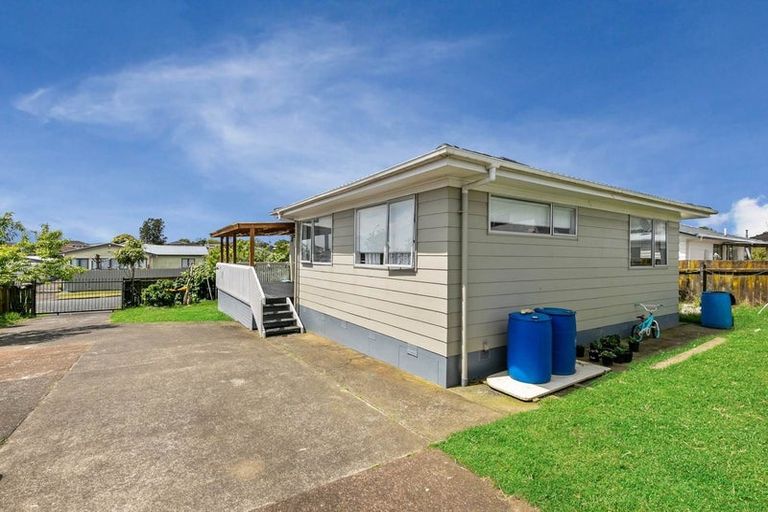 Photo of property in 14 Sidey Avenue, Clover Park, Auckland, 2019