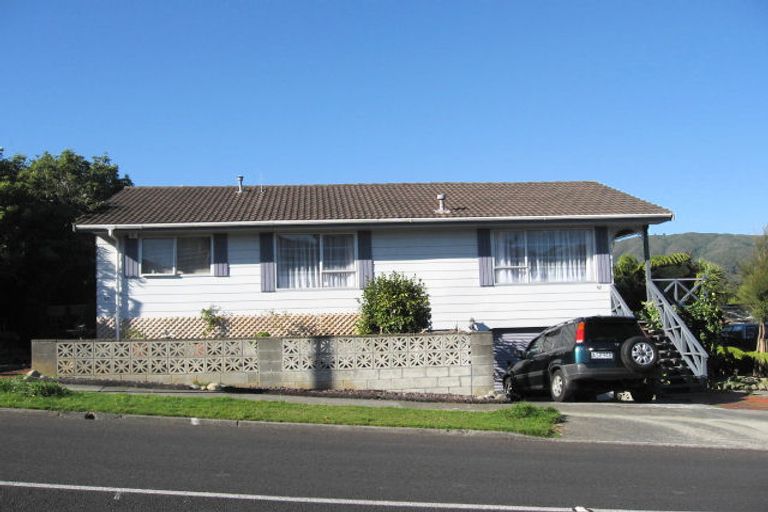 Photo of property in 52 Lord Street, Stokes Valley, Lower Hutt, 5019