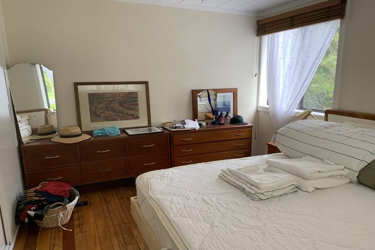 Photo of property in 160a Parker Road, Oratia, Auckland, 0604