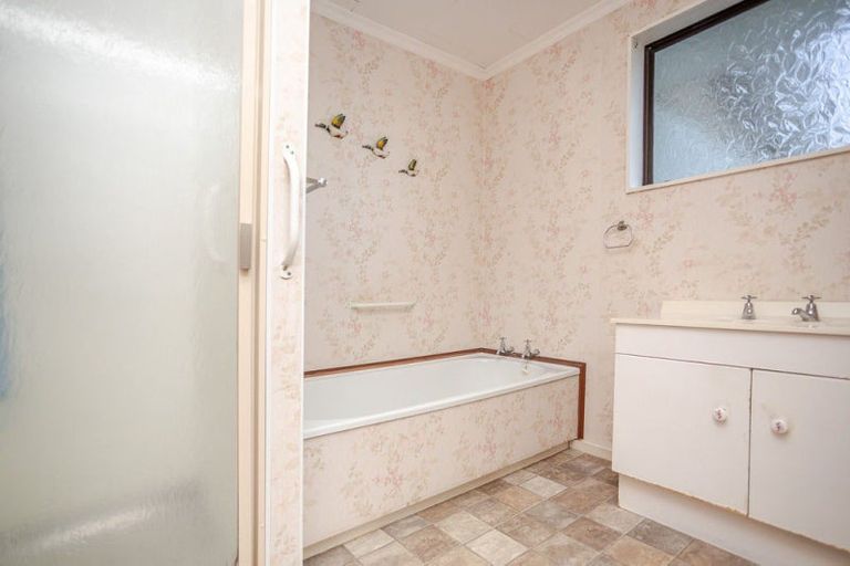 Photo of property in 9 Mcphee Street, Dannevirke, 4930