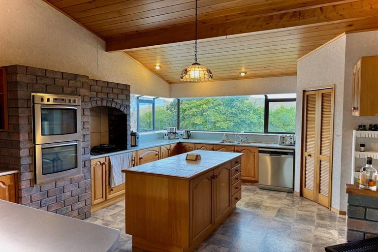 Photo of property in 2 Oakleigh Rise, Oakleigh, Whangarei, 0171