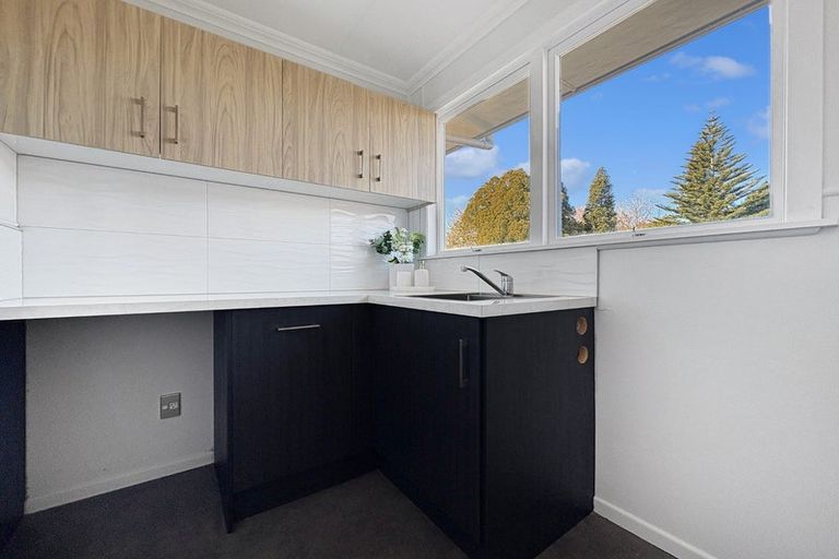 Photo of property in 10 Fuchsia Avenue, Pukete, Hamilton, 3200