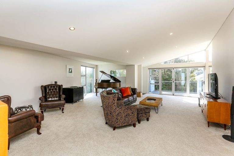 Photo of property in 39 Mill Road, Lower Vogeltown, New Plymouth, 4310