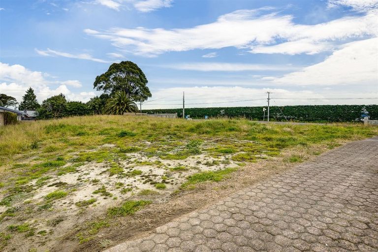 Photo of property in 414 Main Road North, Bay View, Napier, 4104