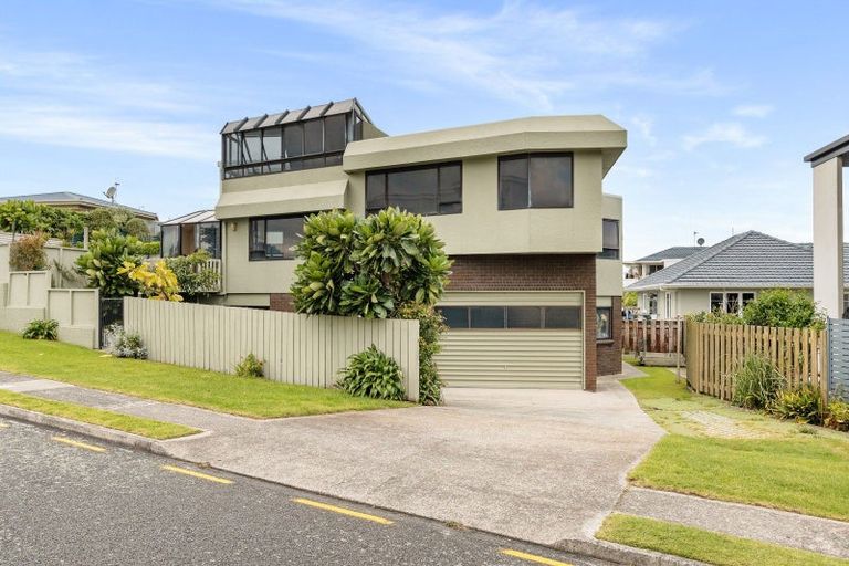 Photo of property in 34 Clyde Street, Mount Maunganui, 3116