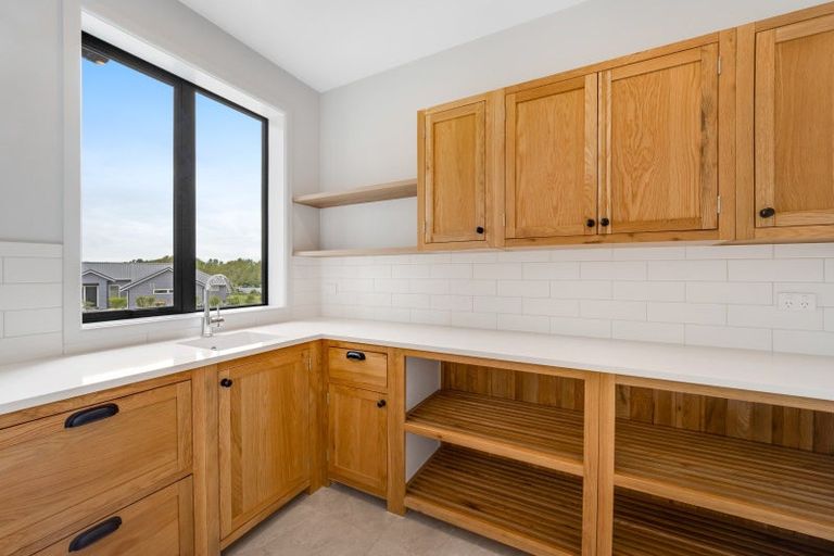 Photo of property in 9 Riverside Way, Clevedon, 2585