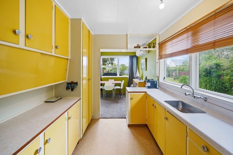 Photo of property in 35 Cologne Street, Martinborough, 5711