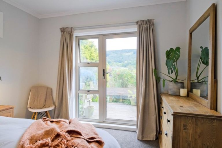 Photo of property in 11 Upland Street, Helensburgh, Dunedin, 9010