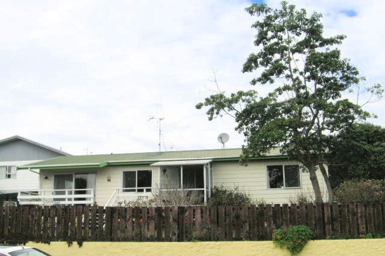 Photo of property in 54 Jonathon Street, Brookfield, Tauranga, 3110