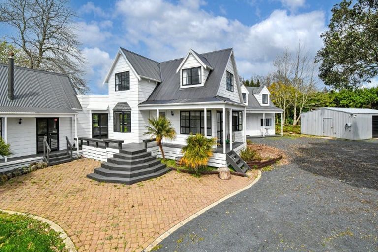 Photo of property in 59 Chamberlain Road, Bombay, 2675