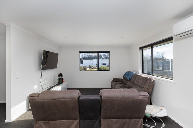 Photo of property in 35 Aratapu Street, Waitara, 4320