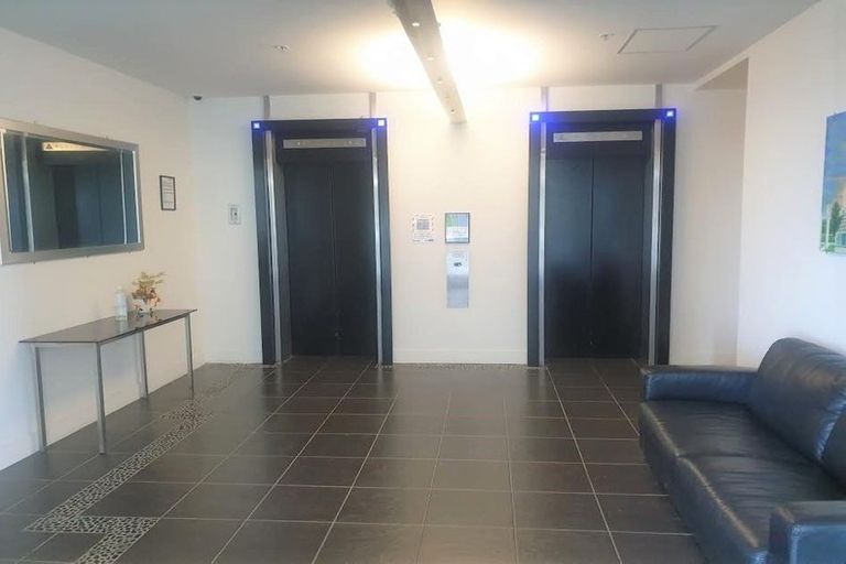 Photo of property in 2b/123 Molesworth Street, Thorndon, Wellington, 6011