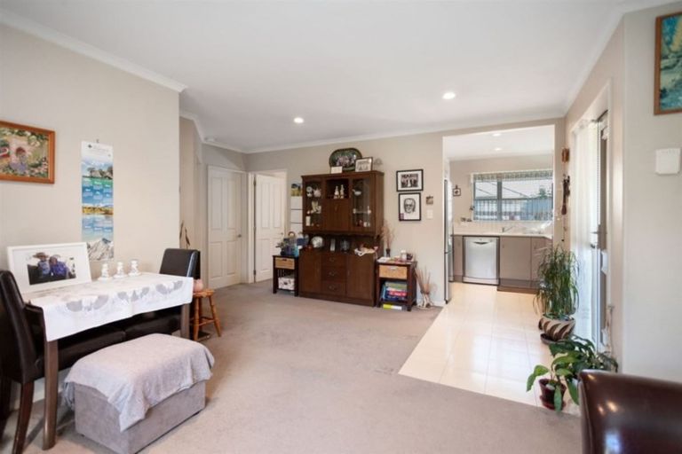 Photo of property in 2/241 Matsons Avenue, Papanui, Christchurch, 8053