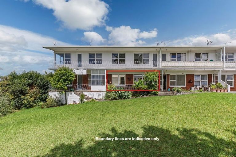 Photo of property in 4/40 Vauxhall Road, Devonport, Auckland, 0624