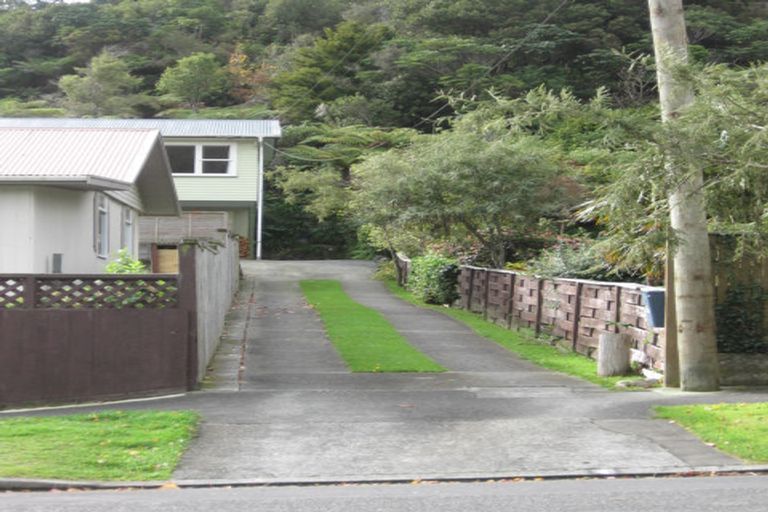 Photo of property in 73a Tawhai Street, Stokes Valley, Lower Hutt, 5019