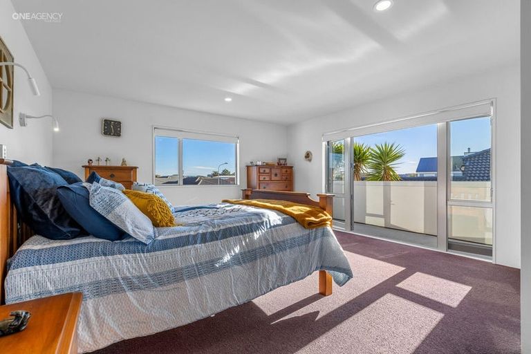 Photo of property in 74 Aston Drive, Waimairi Beach, Christchurch, 8083