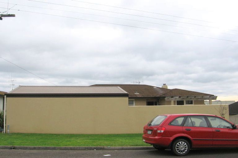 Photo of property in 22 Seaview Road, Otumoetai, Tauranga, 3110