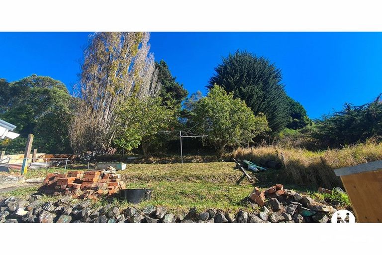 Photo of property in 102 Glen Road, The Glen, Dunedin, 9011