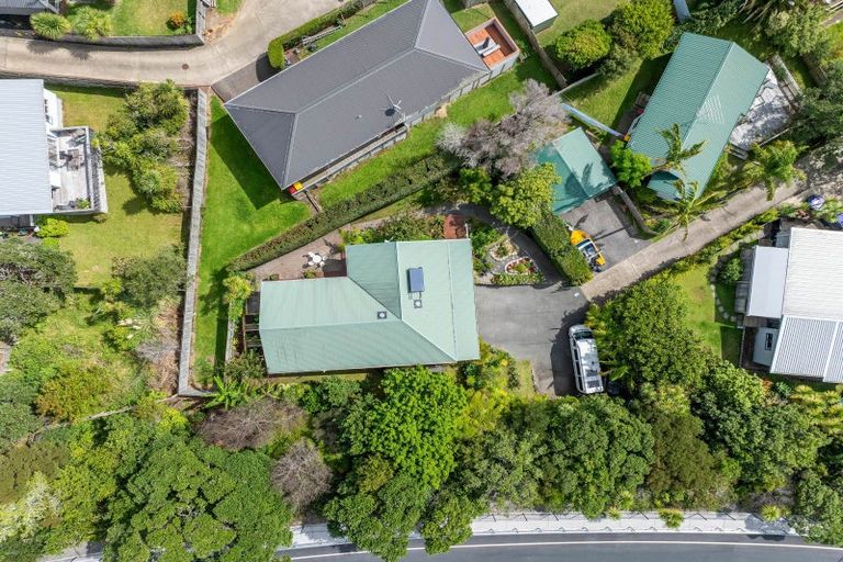 Photo of property in 41 Hammond Avenue, Hatfields Beach, Orewa, 0931
