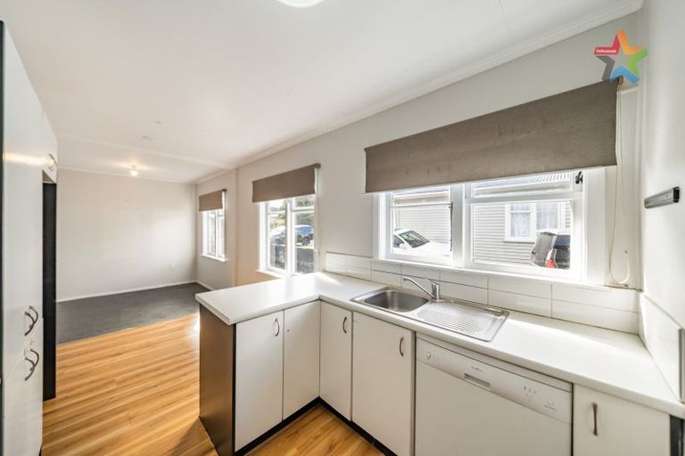 Photo of property in 5 Bythell Street, Wainuiomata, Lower Hutt, 5014