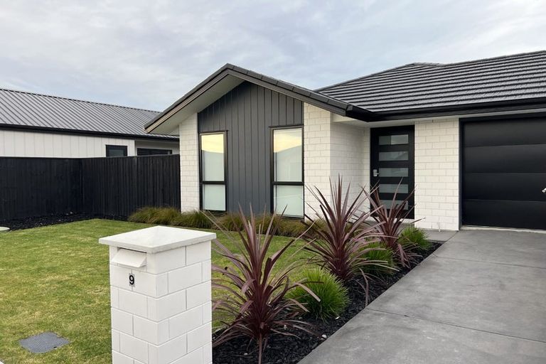 Photo of property in 9 Forge Close, Halswell, Christchurch, 8025