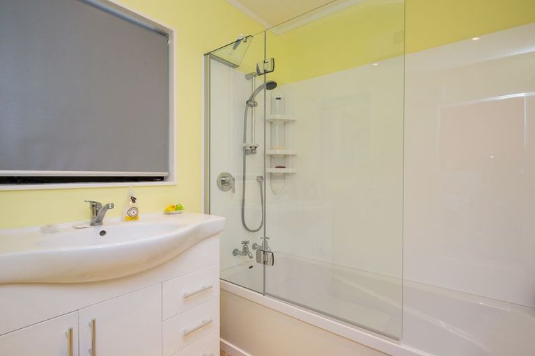 Photo of property in 126 Hillcrest Drive, Kelvin Grove, Palmerston North, 4414