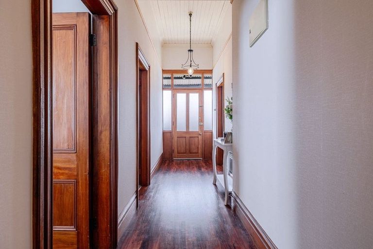 Photo of property in 30 Lombard Street, Palmerston North, 4410