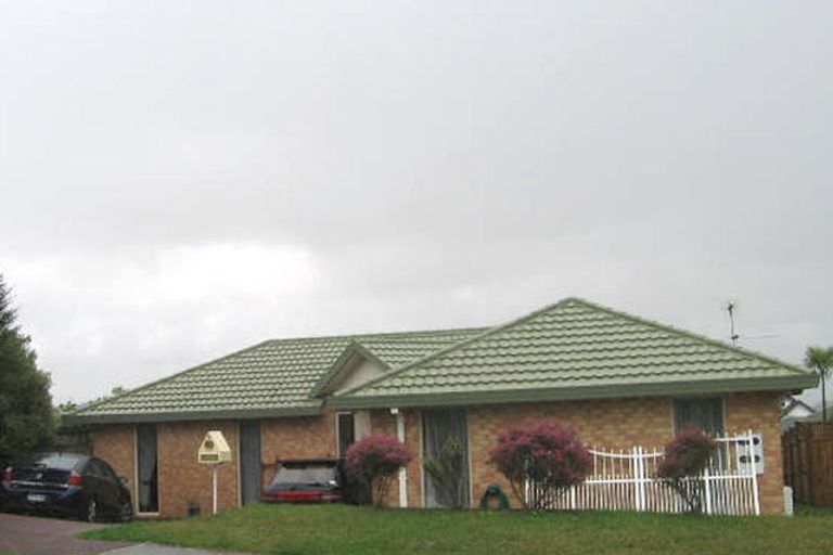 Photo of property in 5 San Ambrosio Rise, Henderson, Auckland, 0612