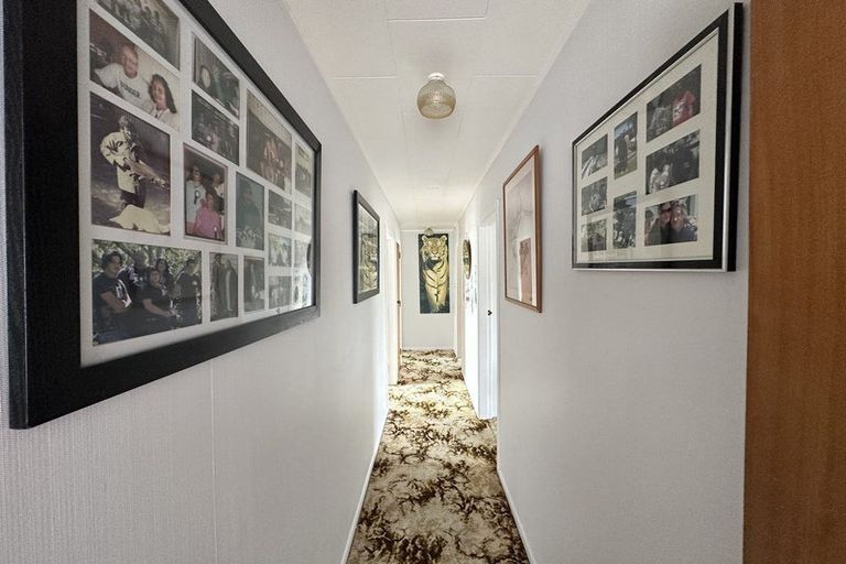 Photo of property in 7 Tawake Place, Waitara, 4320