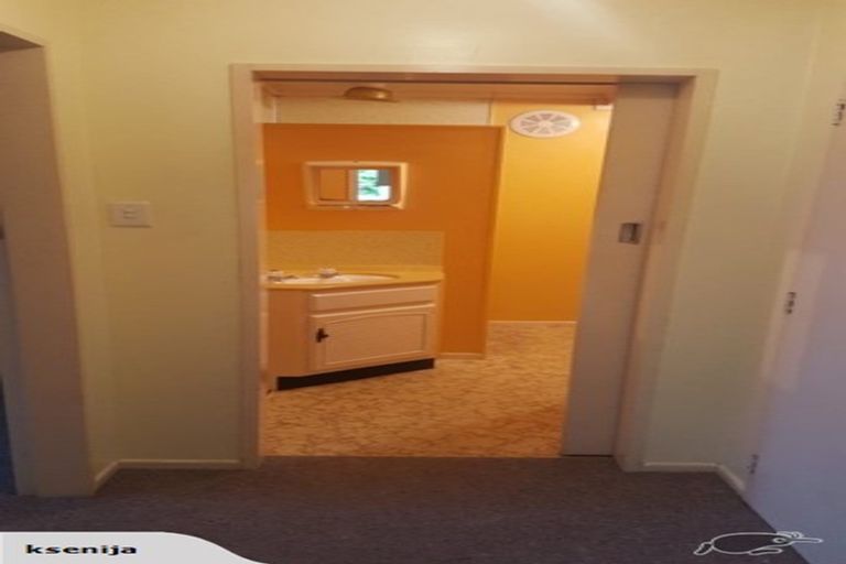 Photo of property in 27 The Drive, Tawa, Wellington, 5028