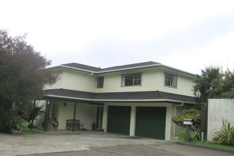 Photo of property in 4 Achilles Close, Tawa, Wellington, 5028