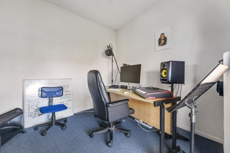 Photo of property in 6 Lugton Street, Nawton, Hamilton, 3200