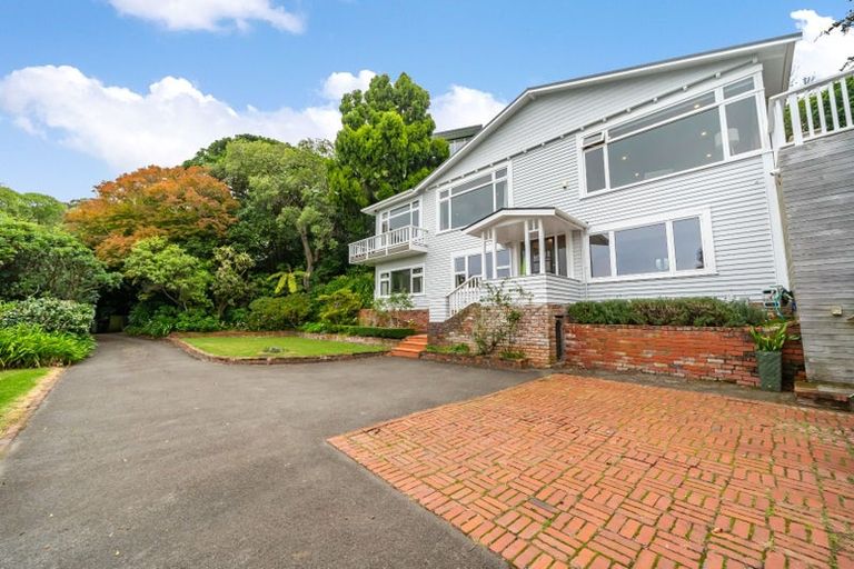 Photo of property in 42 Pretoria Road, Karaka Bays, Wellington, 6022