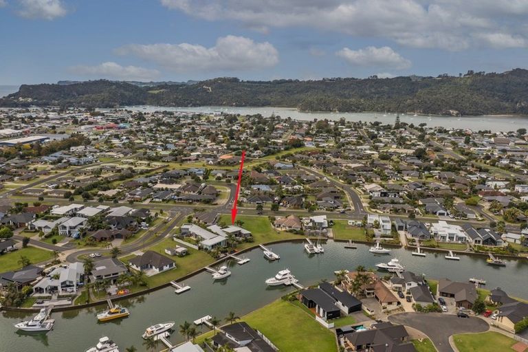 Photo of property in 3 Little George Place, Whitianga, 3510