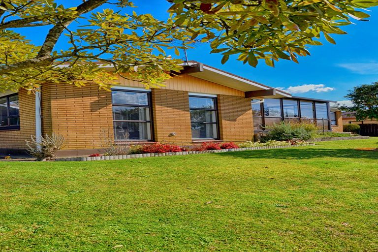 Photo of property in 5 Beaumaris Way, Conifer Grove, Takanini, 2112