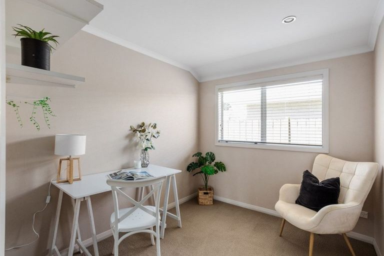 Photo of property in 98b Milton Road, Otumoetai, Tauranga, 3110