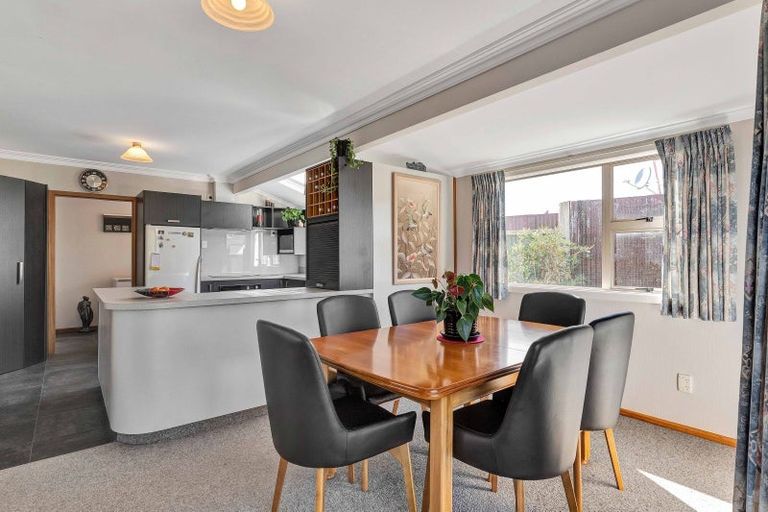 Photo of property in 238 Huatoki Street, Upper Vogeltown, New Plymouth, 4310