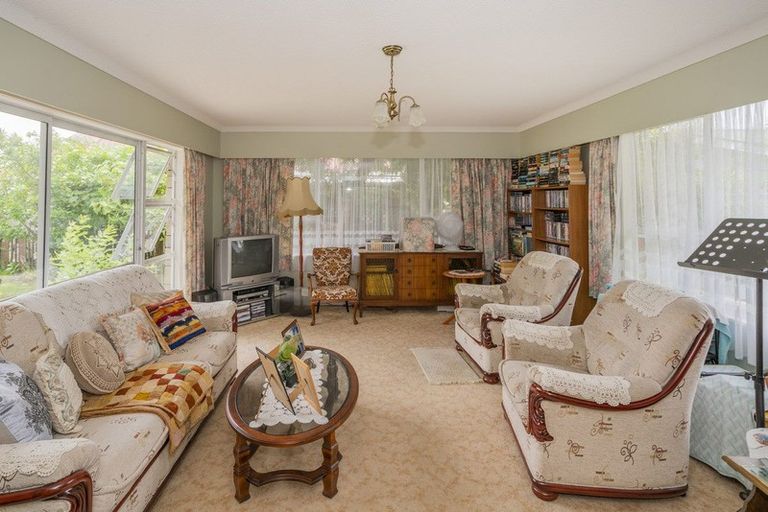 Photo of property in 14 Hamilton Crescent, Whitianga, 3510