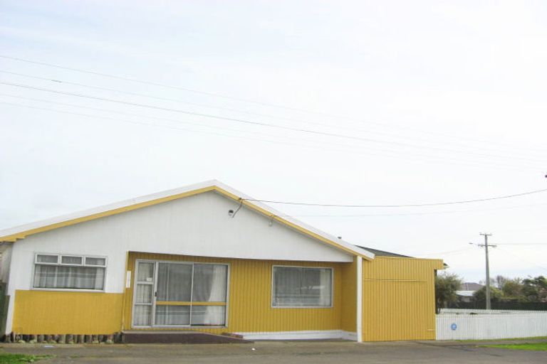Photo of property in 49 Seymour Street, Waitara, 4320